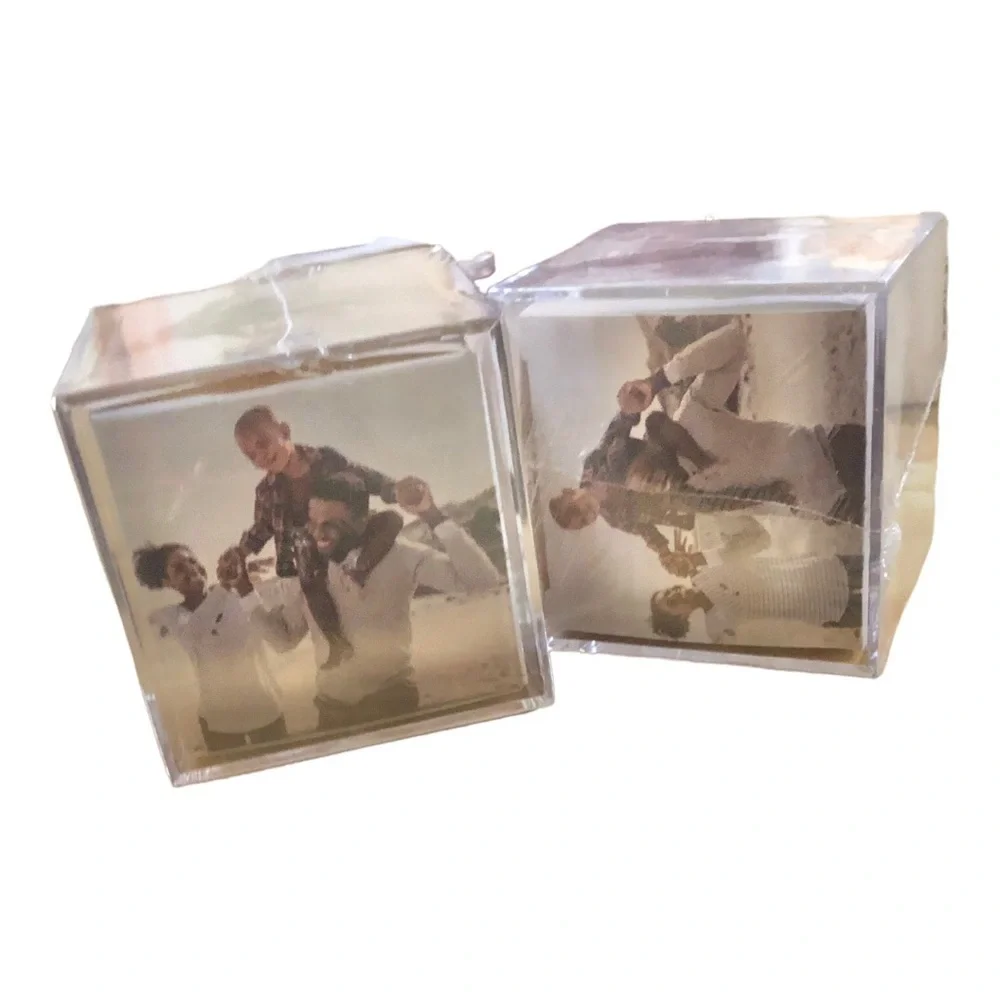 2 Clear acrylic lucite 2.5” photo cube picture holders new‎